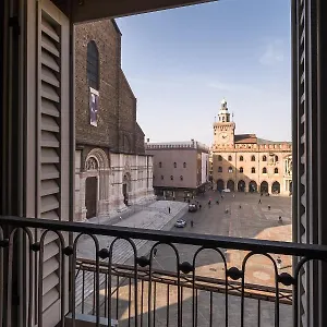 Appartamento Urbanicooh Asinelli - Balcony On Piazza Maggiore, Bologna